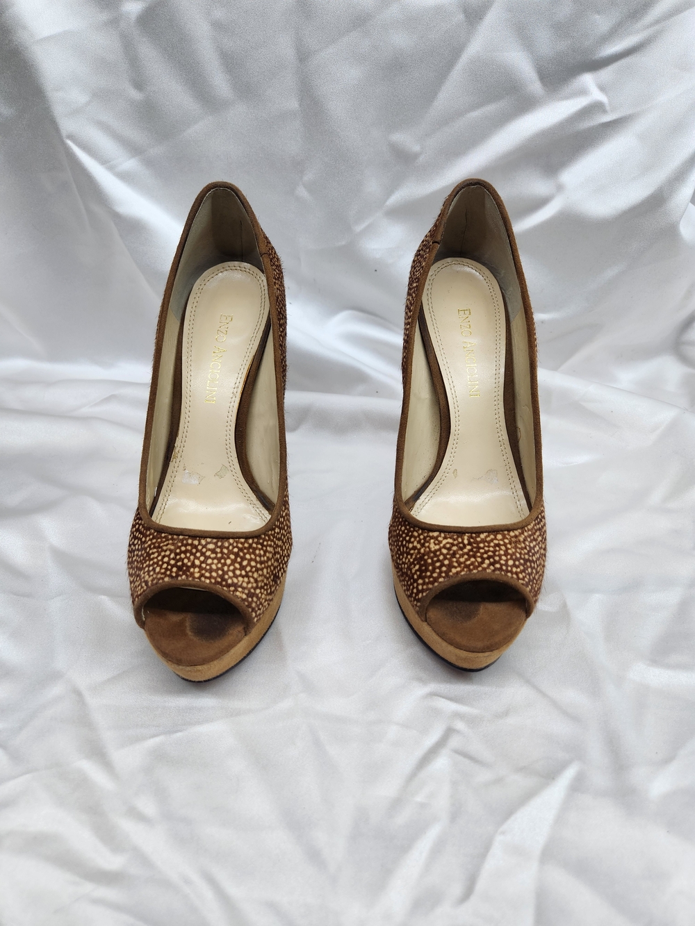Enzo Angiolini Tan Brown Pebbled Peep-Toe Heels